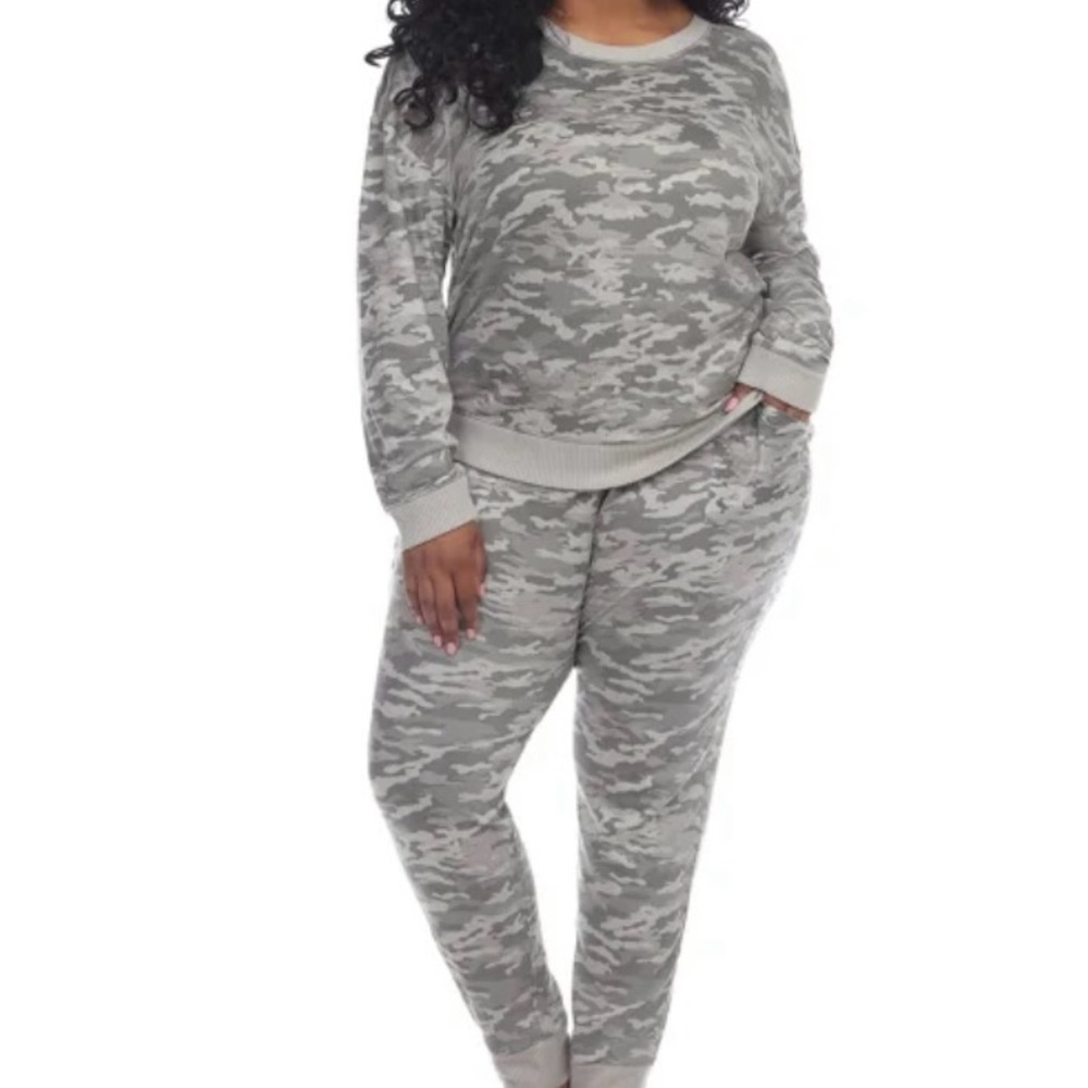NWT! Honeydew Ladies 2pc Pajama Set